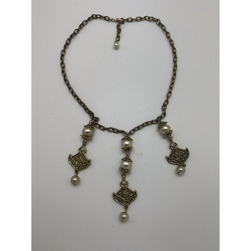 Triple Pendant Necklace